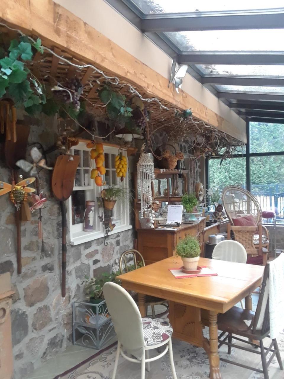Auberge Bonne Nuit-Bonjour Sainte-Adèle Exterior foto